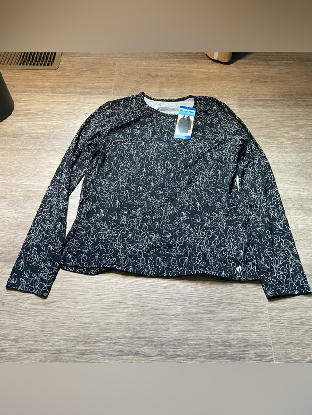 NWT Hang Ten Women's Large Relaxed Fit Starfish 50+ UPF Rashguard Floral Print